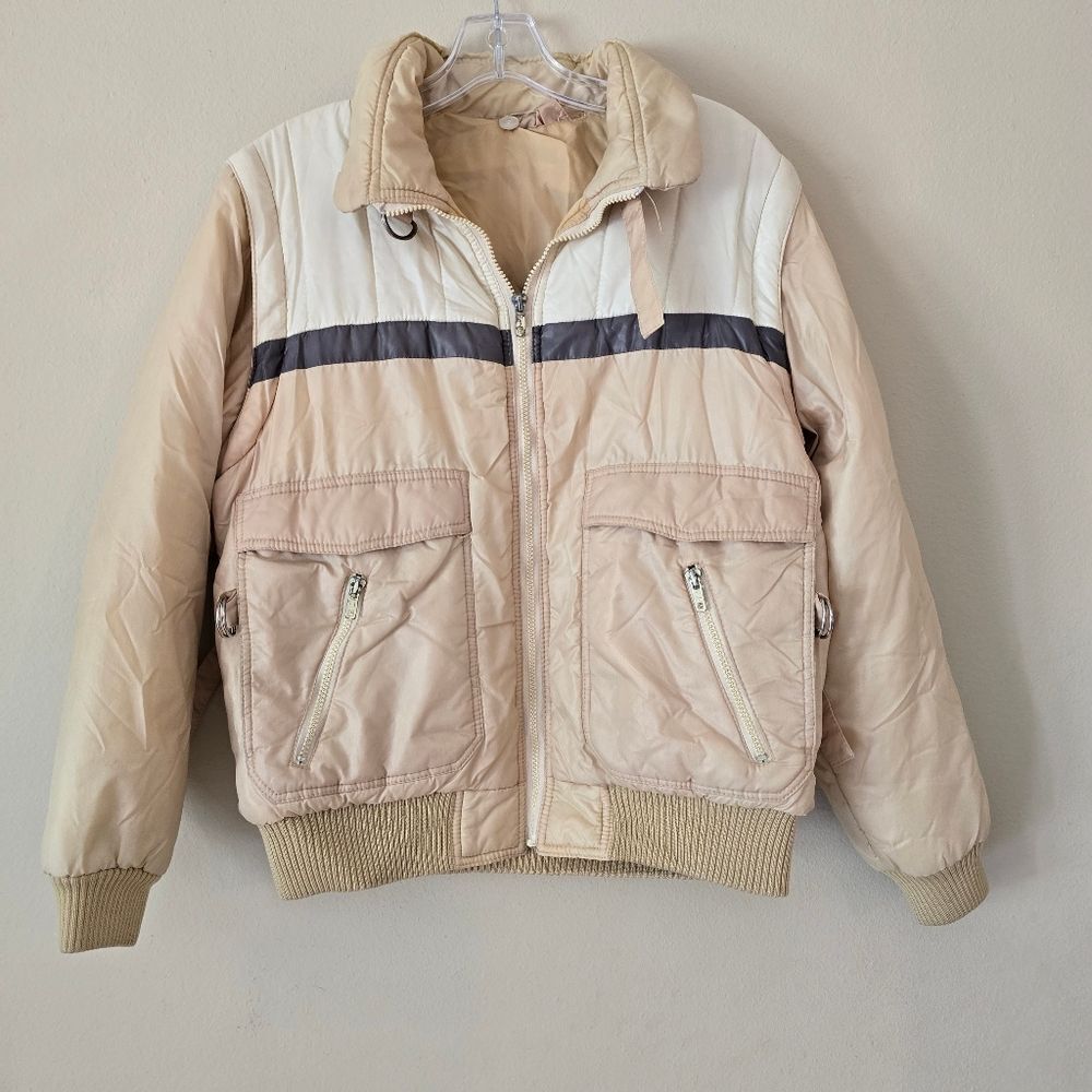 Womens‎ Beige Quilted Jacket Vest Retro Size Medium  Vintage